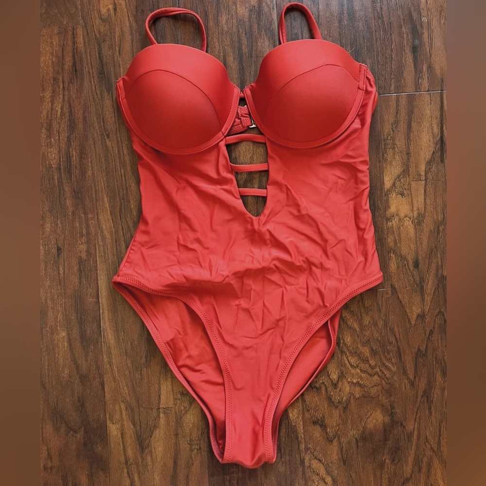 Cupshe One-Piece Swimsuit